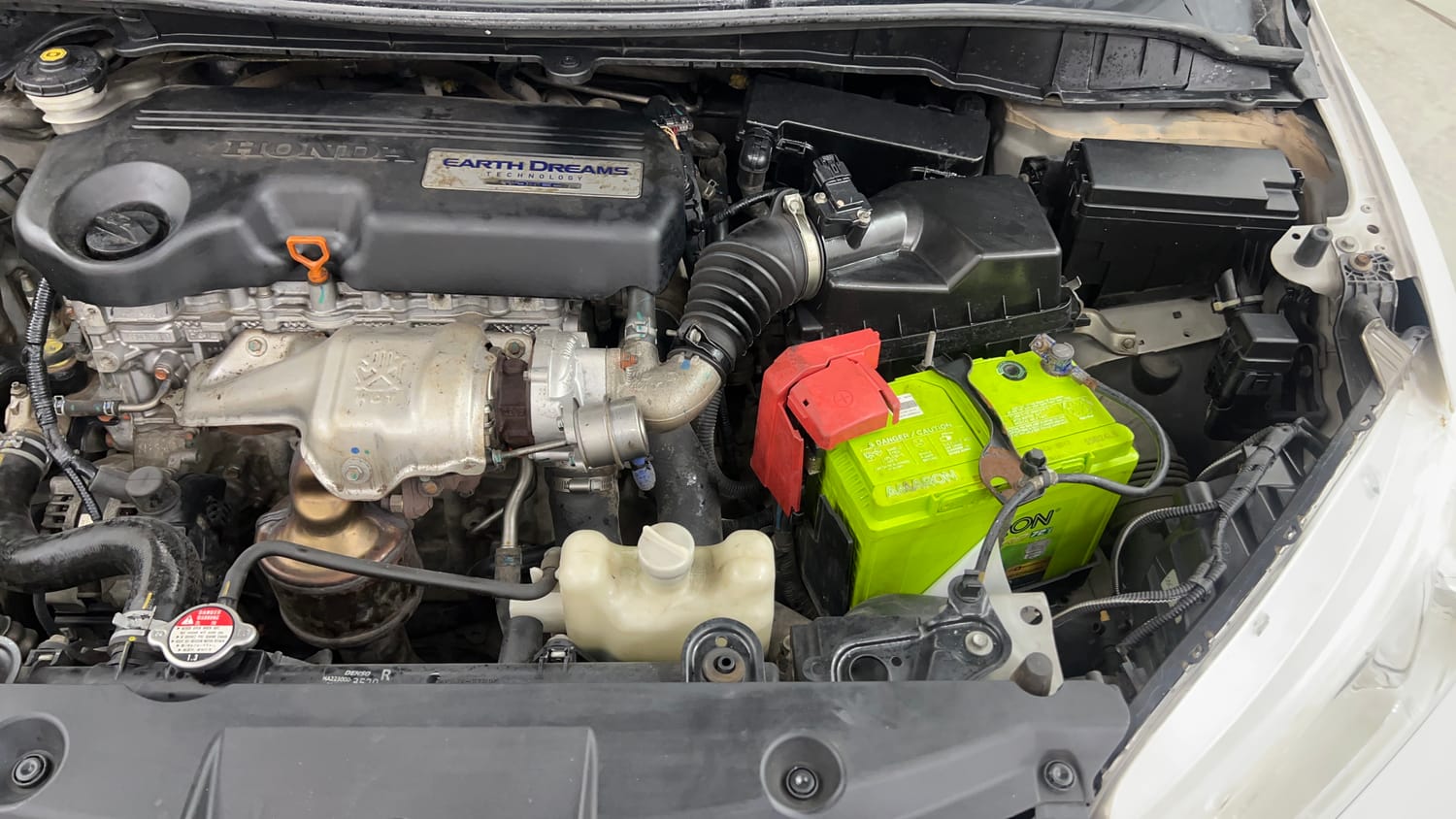 Used 2016 Honda City VX Diesel Diesel Manual engine ENGINE LEFT SIDE VIEW