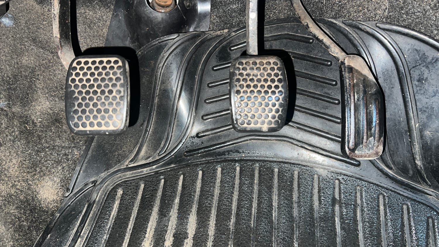 Used 2014 Maruti Suzuki Alto 800 Lxi Petrol Manual interior PEDALS VIEW