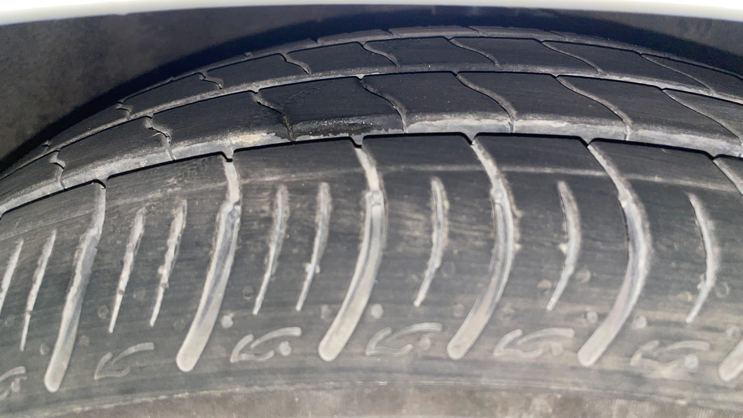 Used 2016 Honda Jazz VX Diesel Diesel Manual tyres RIGHT FRONT TYRE TREAD VIEW