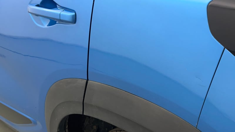 Used 2021 Renault Kiger RXZ Turbo CVT Dual Tone Petrol Automatic dents MINOR DENT