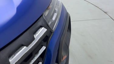 minor_scratch_0