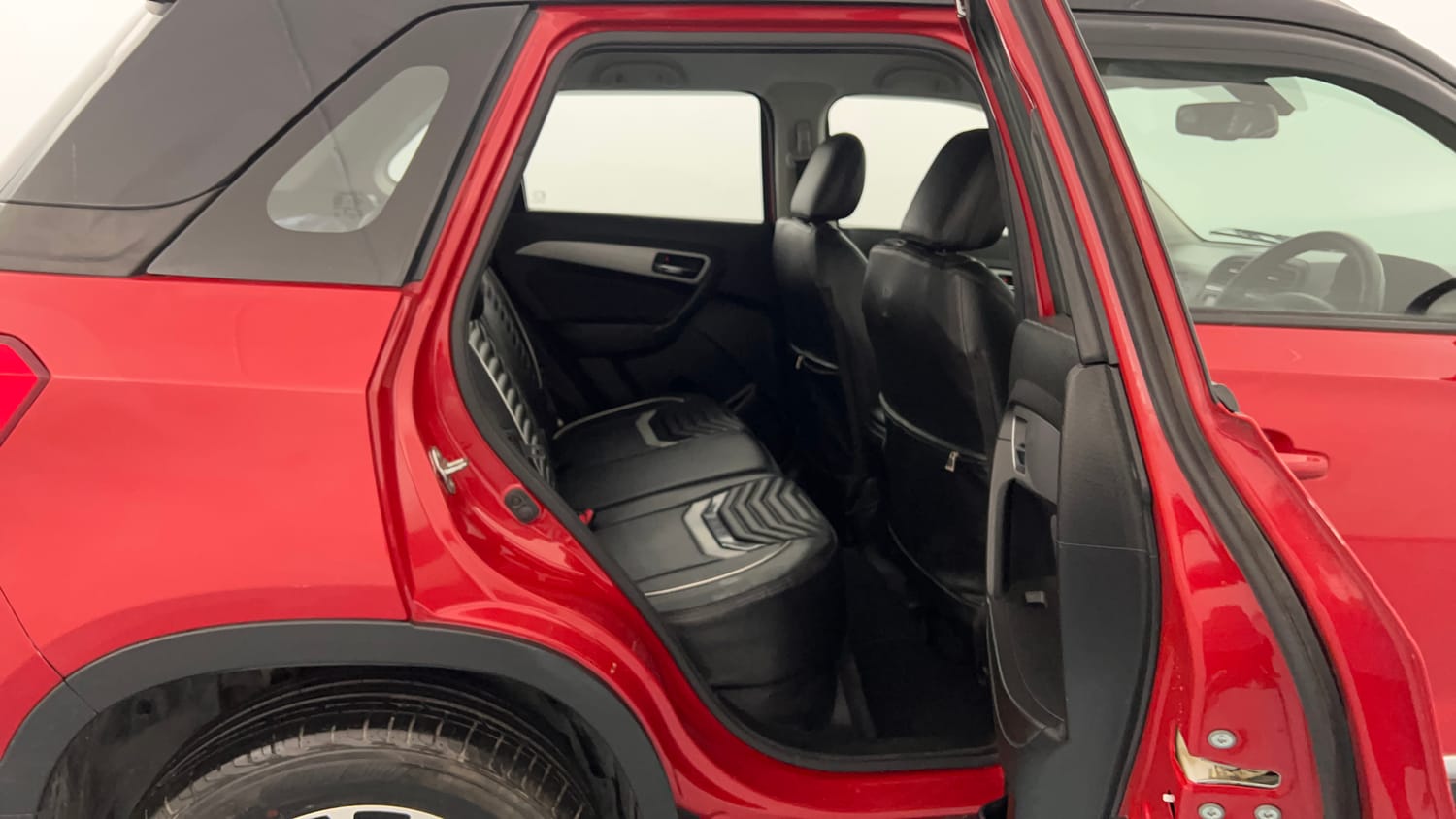 Used 2021 Maruti Suzuki Vitara Brezza [2020-2022] ZXI Plus Dual Tone Petrol Manual interior RIGHT SIDE REAR DOOR CABIN VIEW