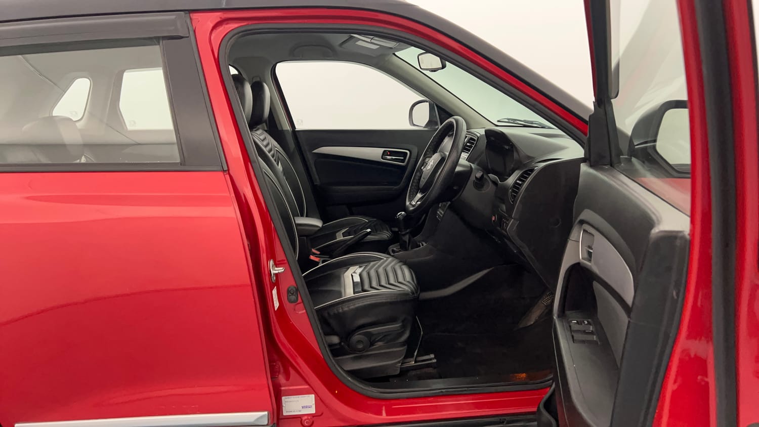 Used 2021 Maruti Suzuki Vitara Brezza [2020-2022] ZXI Plus Dual Tone Petrol Manual interior RIGHT SIDE FRONT DOOR CABIN VIEW