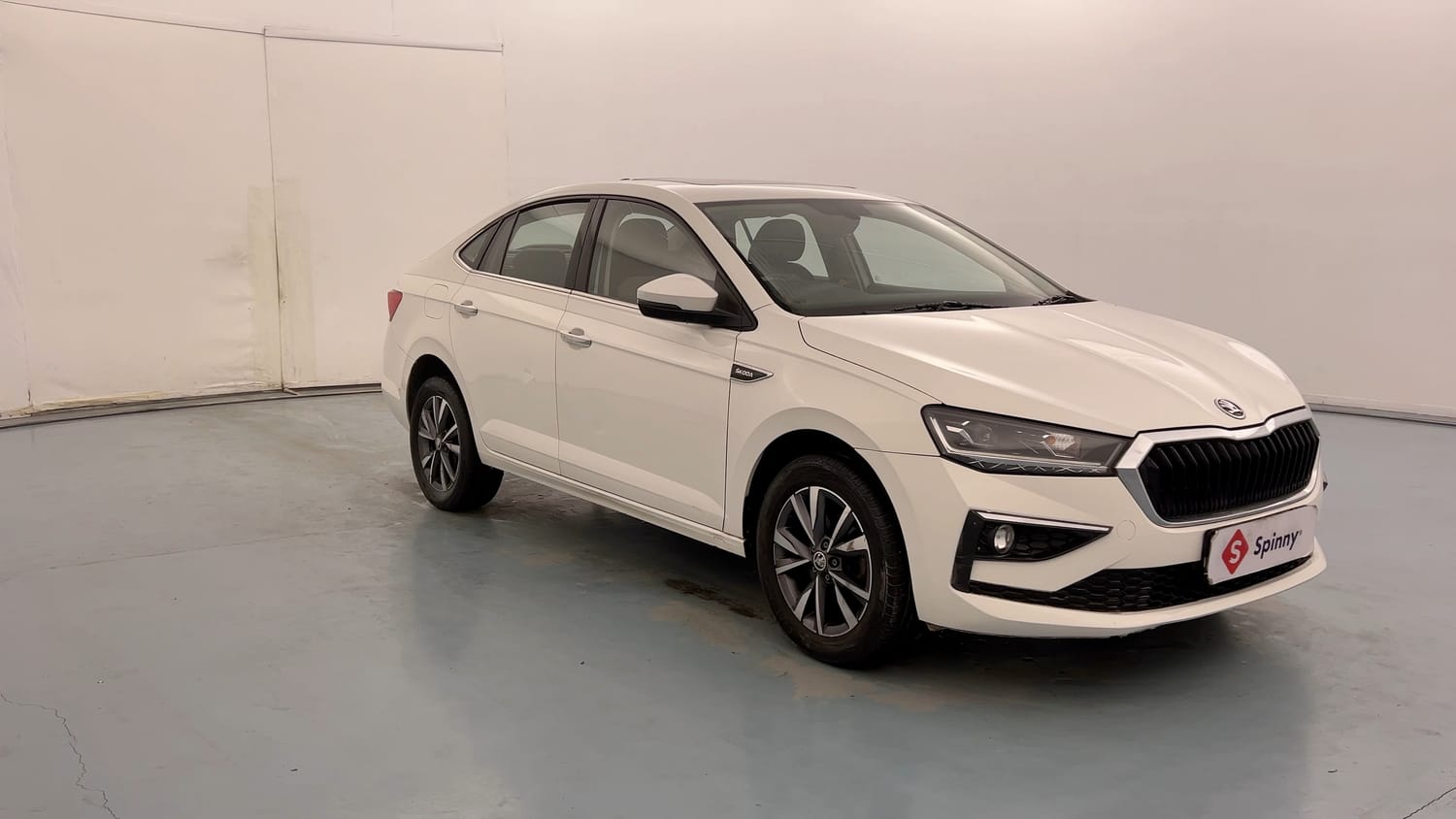 Used 2023 Skoda Slavia Style 1.0L TSI AT Petrol Automatic exterior RIGHT FRONT CORNER VIEW
