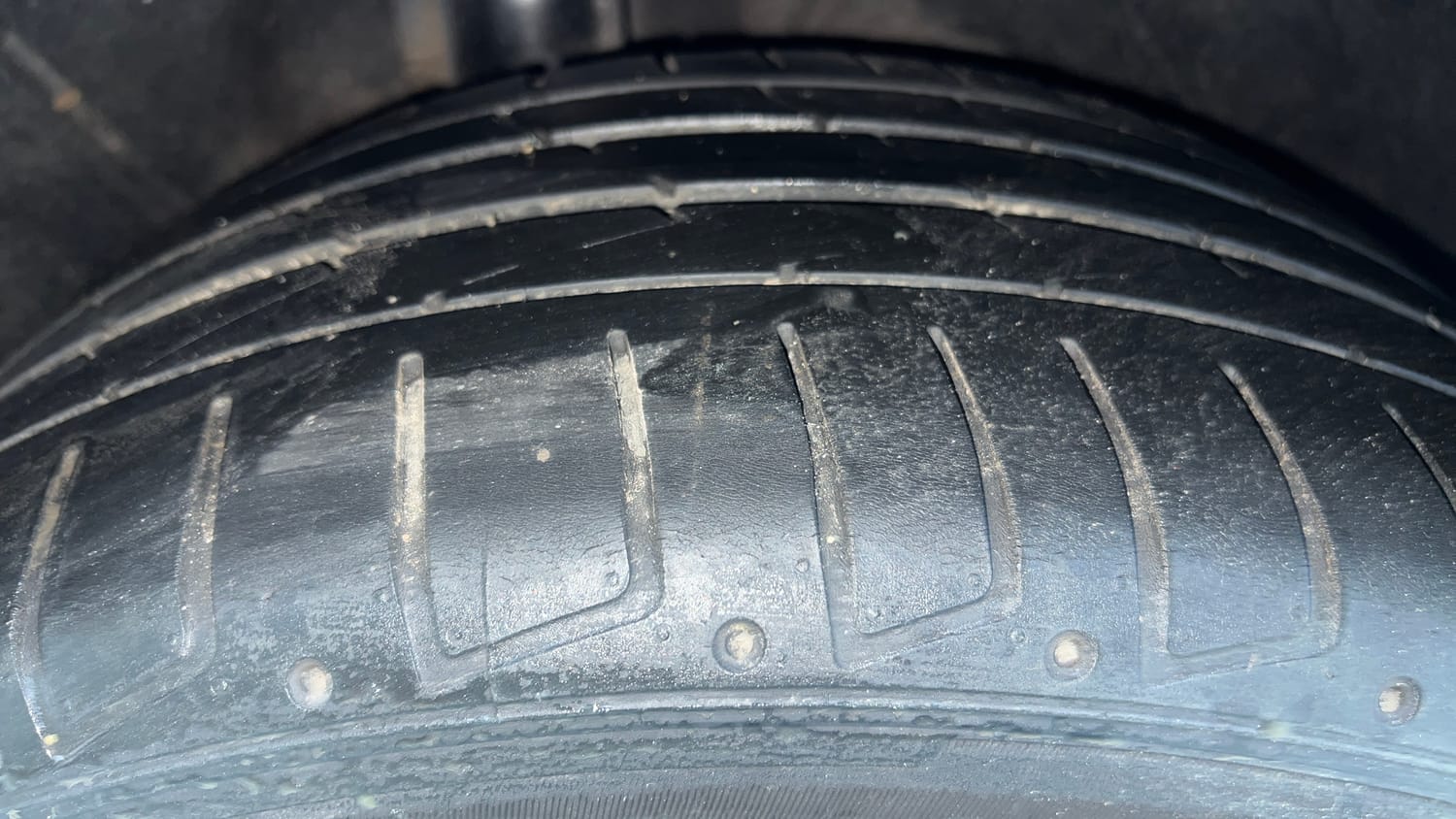 Used 2023 Audi A4 Premium Plus 40 TFSI Petrol Automatic tyres RIGHT REAR TYRE TREAD VIEW