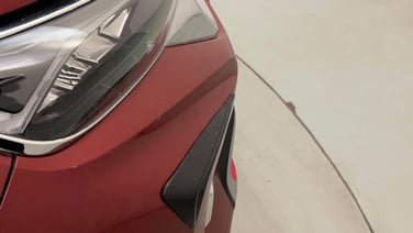 minor_scratch_0