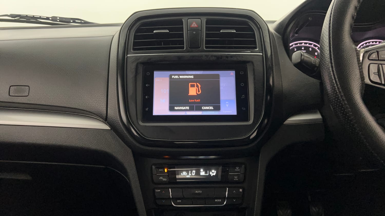 Used 2021 Maruti Suzuki Vitara Brezza [2020-2022] ZXI Plus Dual Tone Petrol Manual interior MUSIC SYSTEM & AC CONTROL VIEW