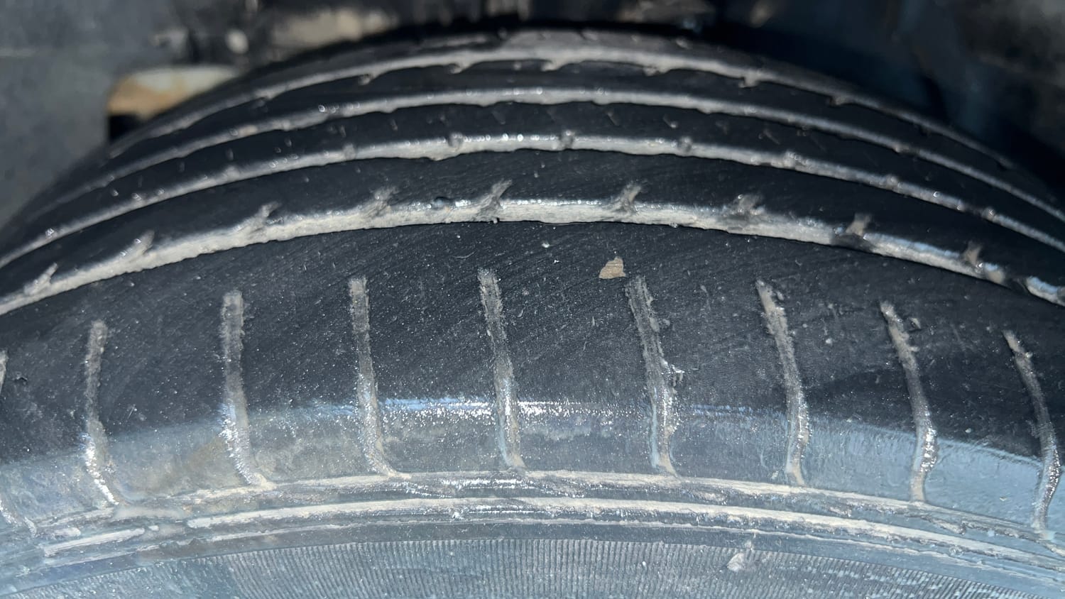 Used 2019 Tata Nexon XM Petrol Manual tyres LEFT REAR TYRE TREAD VIEW