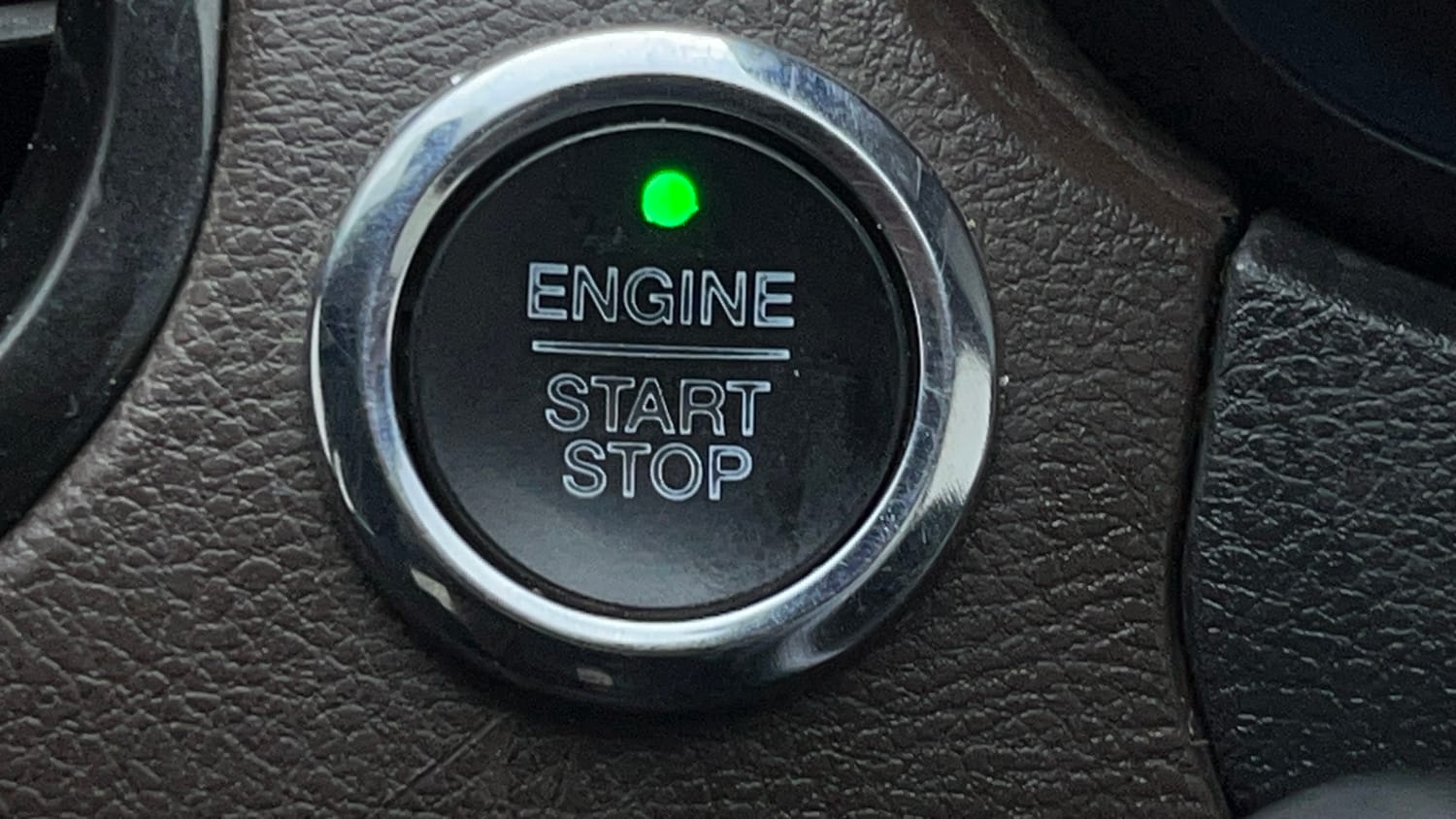Used 2018 Ford Freestyle Titanium 1.2 Ti-VCT Petrol Manual top_features Keyless start