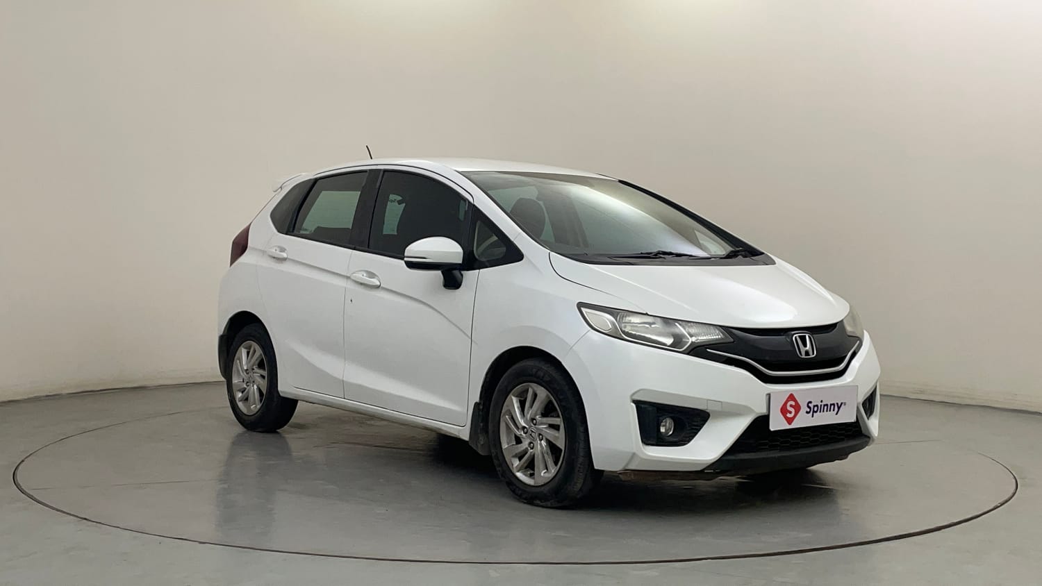 Used 2016 Honda Jazz VX Diesel Diesel Manual exterior RIGHT FRONT CORNER VIEW