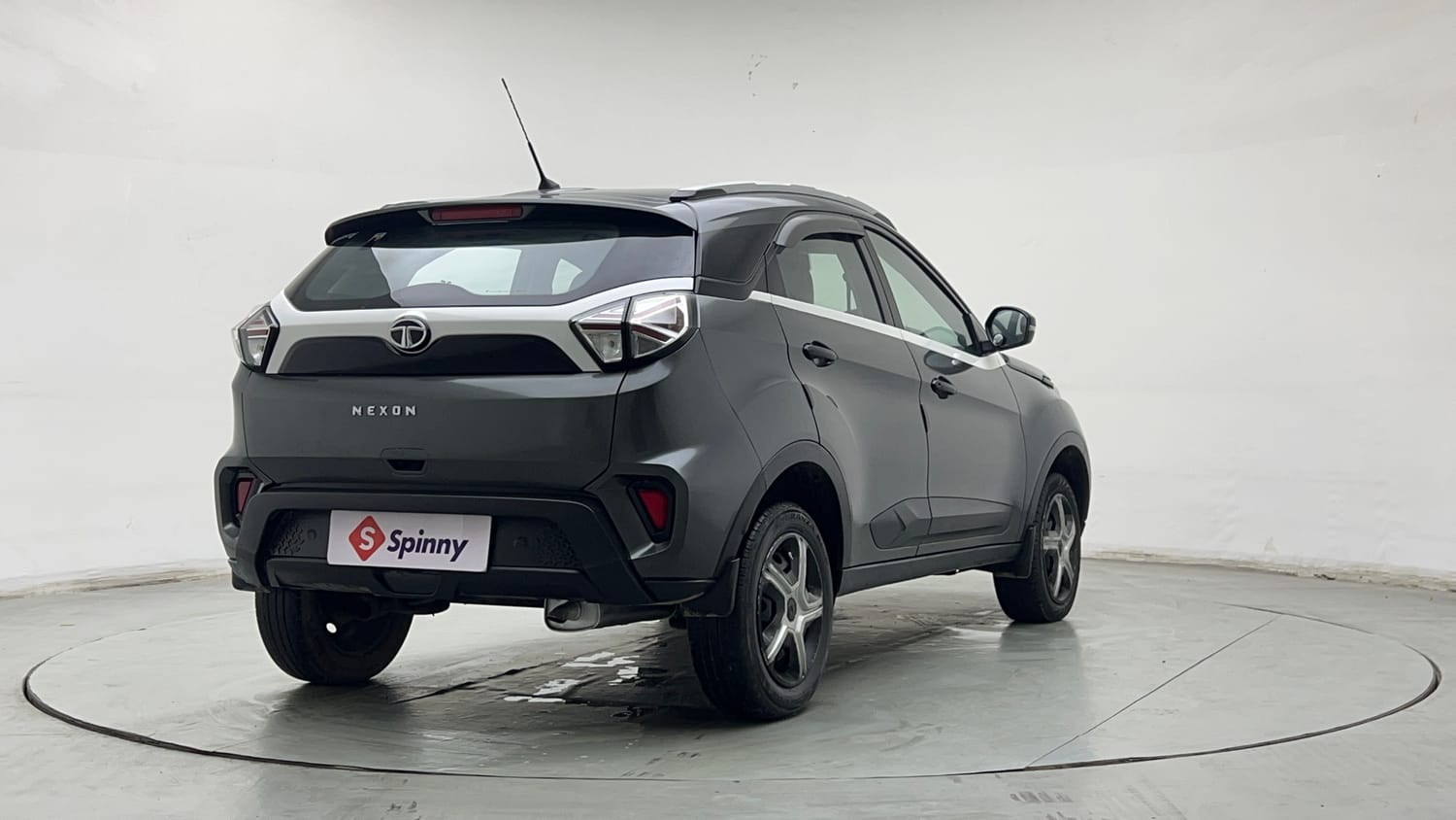 Used 2022 Tata Nexon XM (S) Petrol Manual exterior RIGHT REAR CORNER VIEW