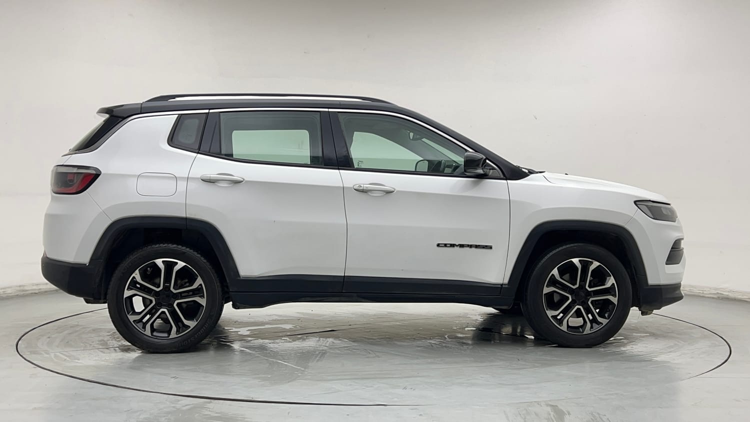 Used 2021 Jeep Compass Limited (O) 2.0 Diesel Diesel Manual exterior RIGHT SIDE VIEW