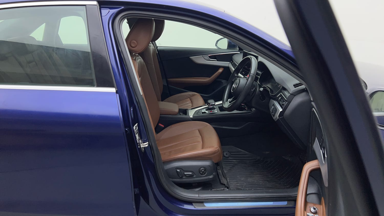 Used 2023 Audi A4 Premium Plus 40 TFSI Petrol Automatic interior RIGHT SIDE FRONT DOOR CABIN VIEW