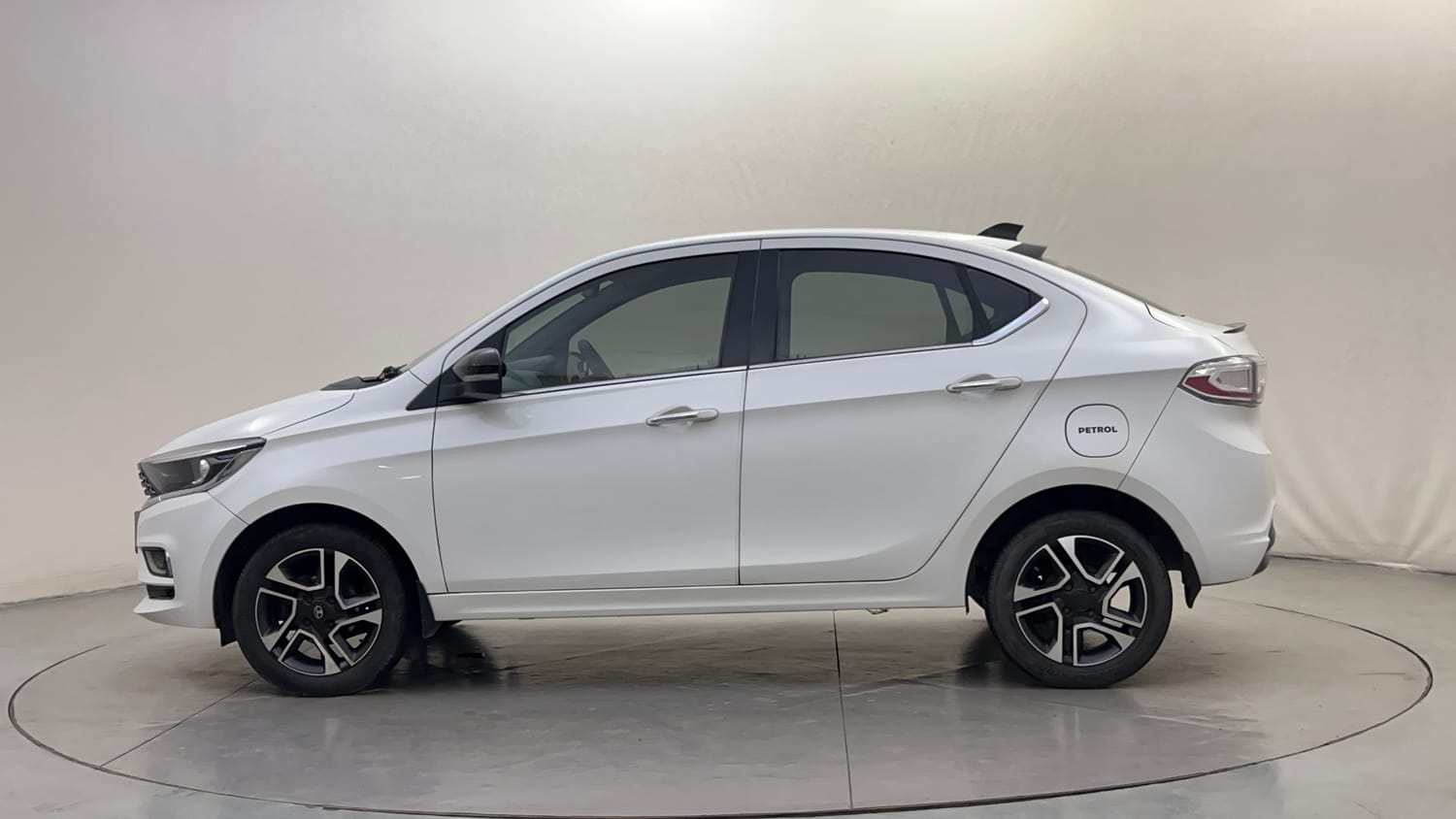 Used 2021 Tata Tigor XZ Plus Petrol Manual exterior LEFT SIDE VIEW