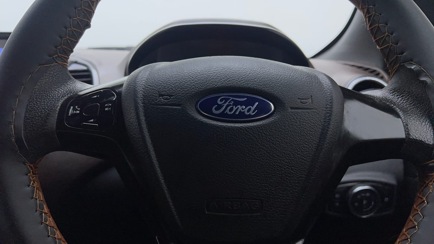 Used 2018 Ford Freestyle Titanium 1.2 Ti-VCT Petrol Manual top_features Airbags