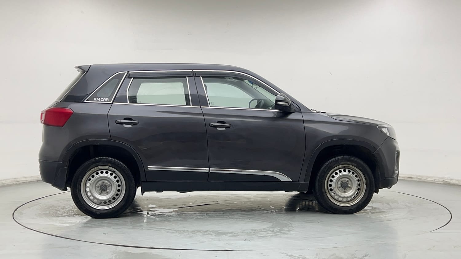 Used 2021 maruti-suzuki Vitara Brezza LXi Petrol Manual exterior RIGHT SIDE VIEW