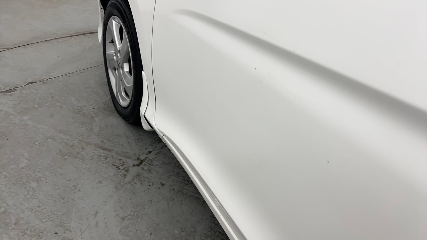 Used 2016 Honda City VX Diesel Diesel Manual dents MINOR DENT
