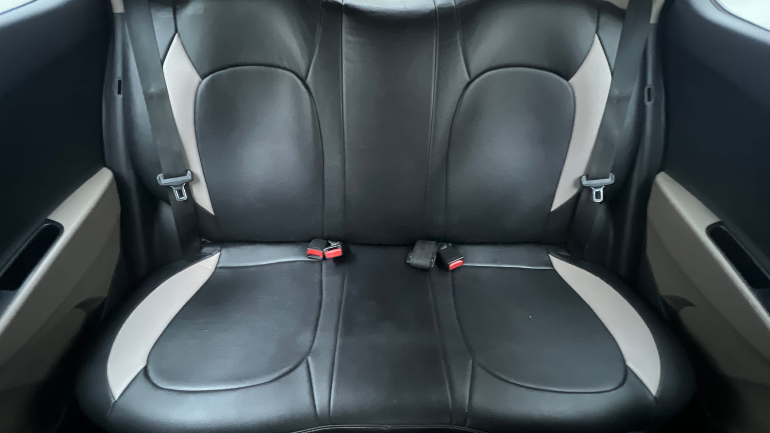 Used 2019 Hyundai Grand i10 Sportz 1.2 Kappa VTVT Petrol Manual interior REAR SEAT CONDITION VIEW