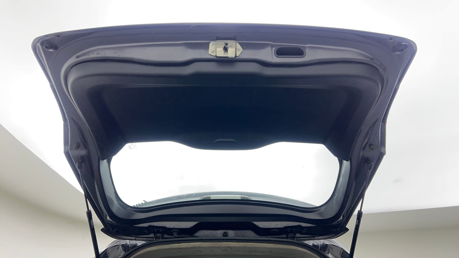 Used 2021 maruti-suzuki Vitara Brezza LXi Petrol Manual interior DICKY DOOR OPEN VIEW