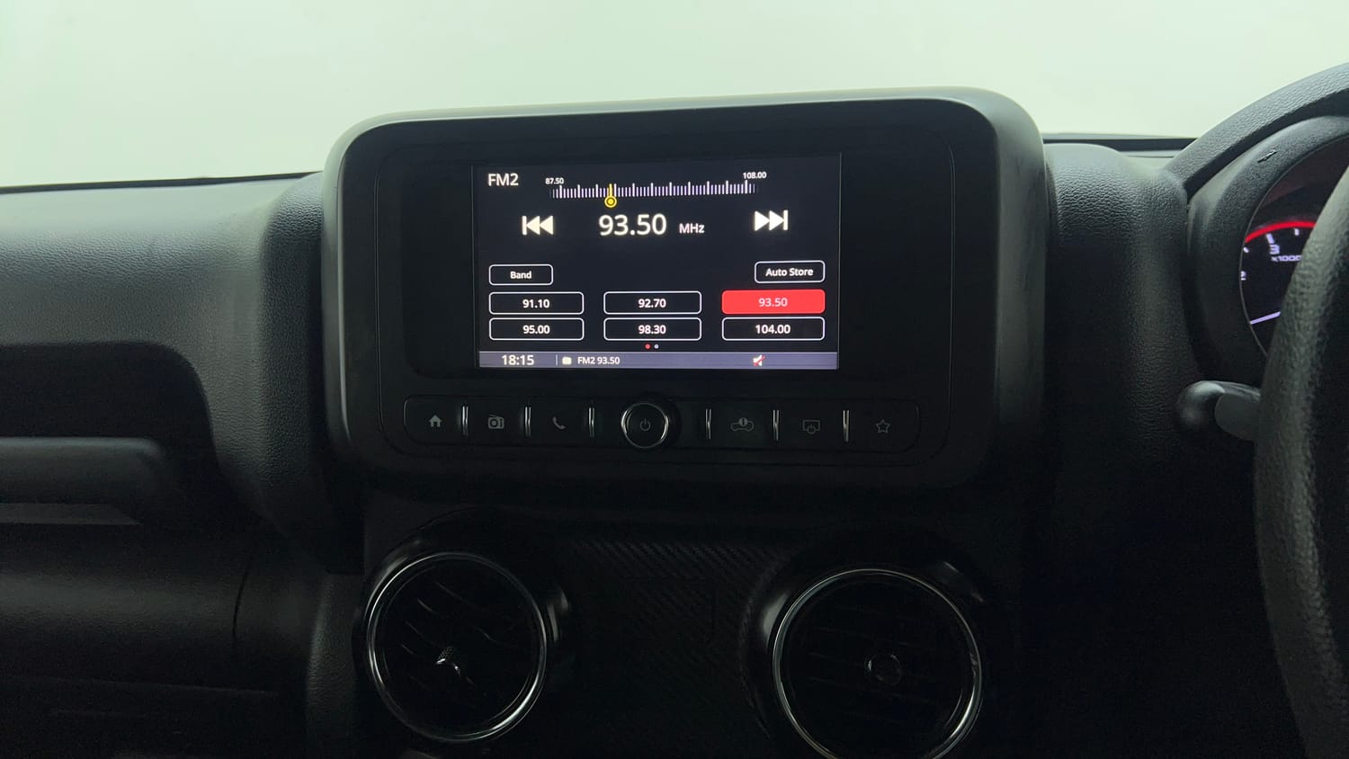 Used 2023 mahindra Thar LX Hard Top Diesel MT 4WD Diesel Manual top_features Integrated (in-dash) music system