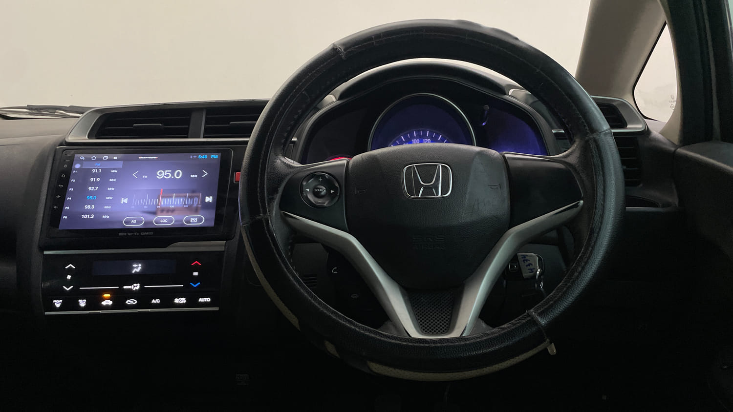 Used 2016 Honda Jazz VX Diesel Diesel Manual interior STEERING VIEW