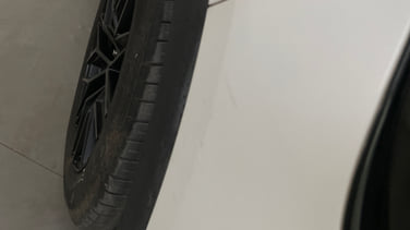 minor_scratch_0