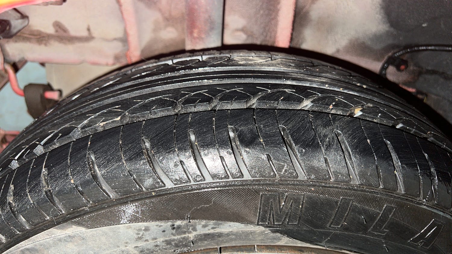 Used 2022 Tata Tiago XZ Plus CNG Cng Manual tyres RIGHT REAR TYRE TREAD VIEW