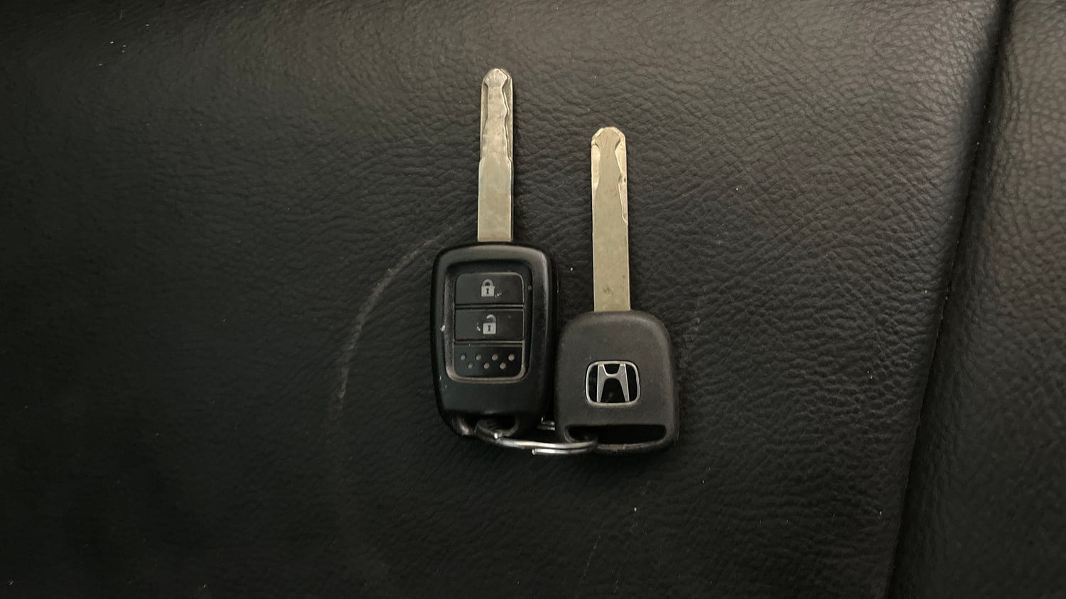 Used 2016 Honda Jazz VX Diesel Diesel Manual extra CAR KEY VIEW