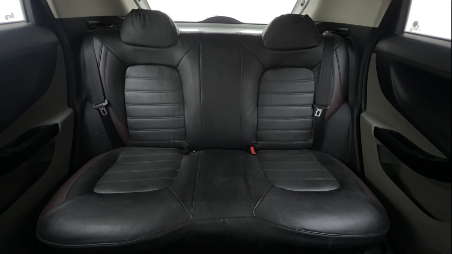 Used 2019 Tata Nexon XM Petrol Manual interior REAR SEAT CONDITION VIEW