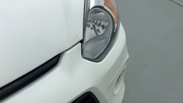 minor_scratch_0