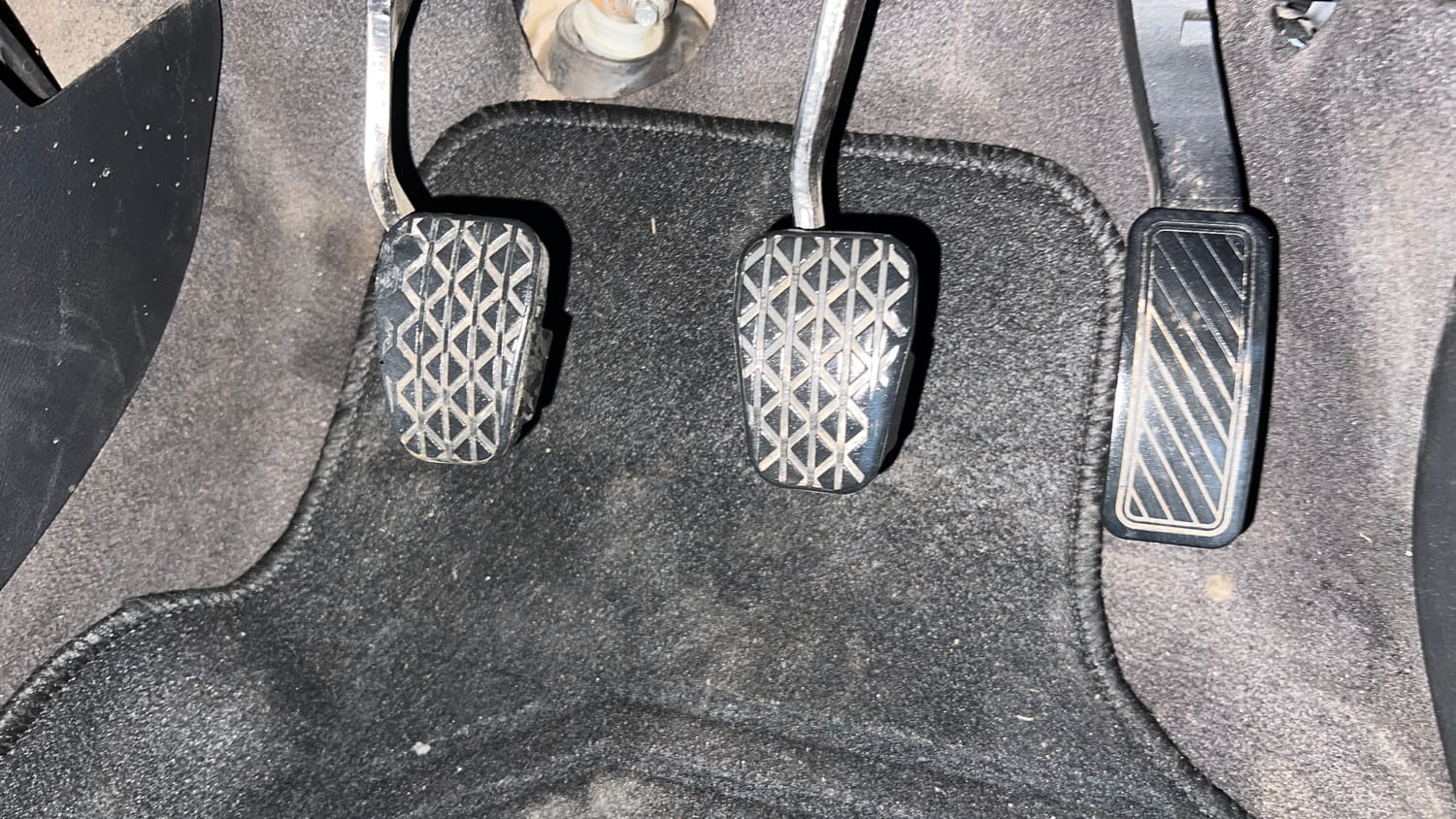 Used 2018 Ford Freestyle Titanium 1.2 Ti-VCT Petrol Manual interior PEDALS VIEW