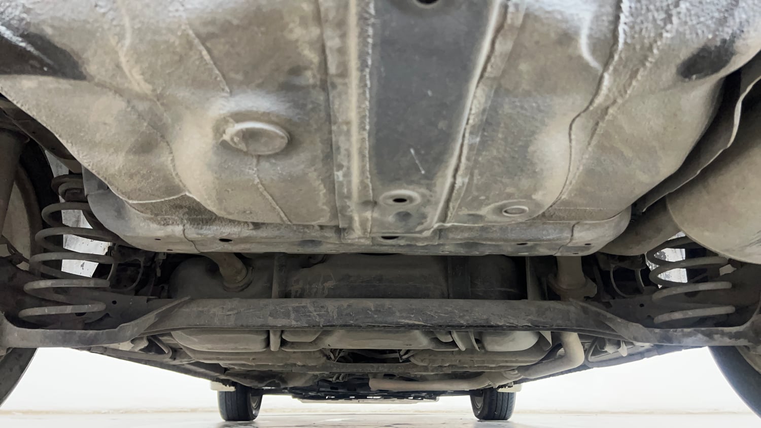 Used 2016 Honda City VX Diesel Diesel Manual extra REAR UNDERBODY VIEW (TAKEN FROM REAR)
