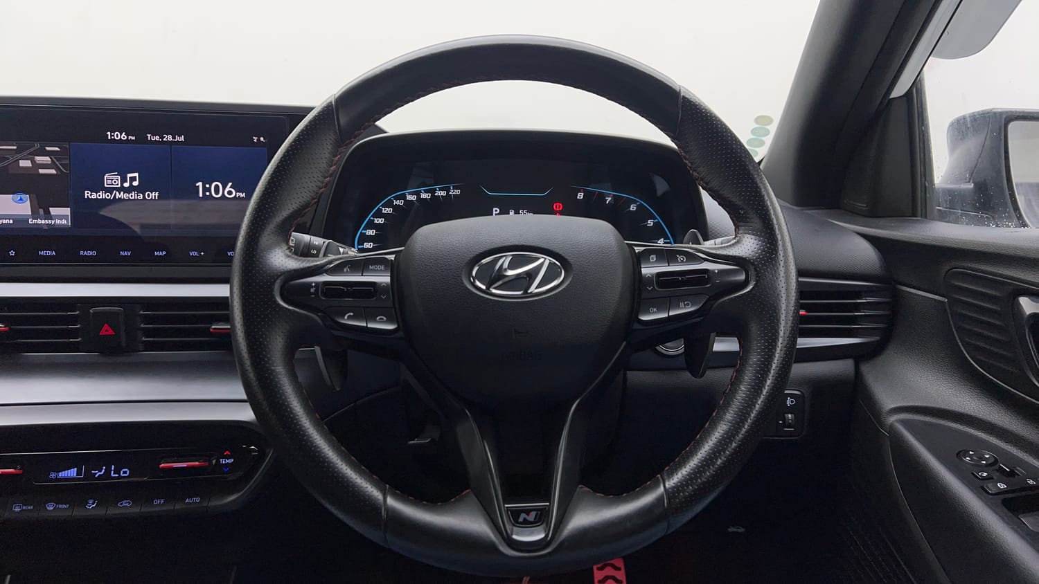 Used 2023 Hyundai i20 N Line N8 1.0 Turbo DCT Petrol Automatic interior STEERING VIEW