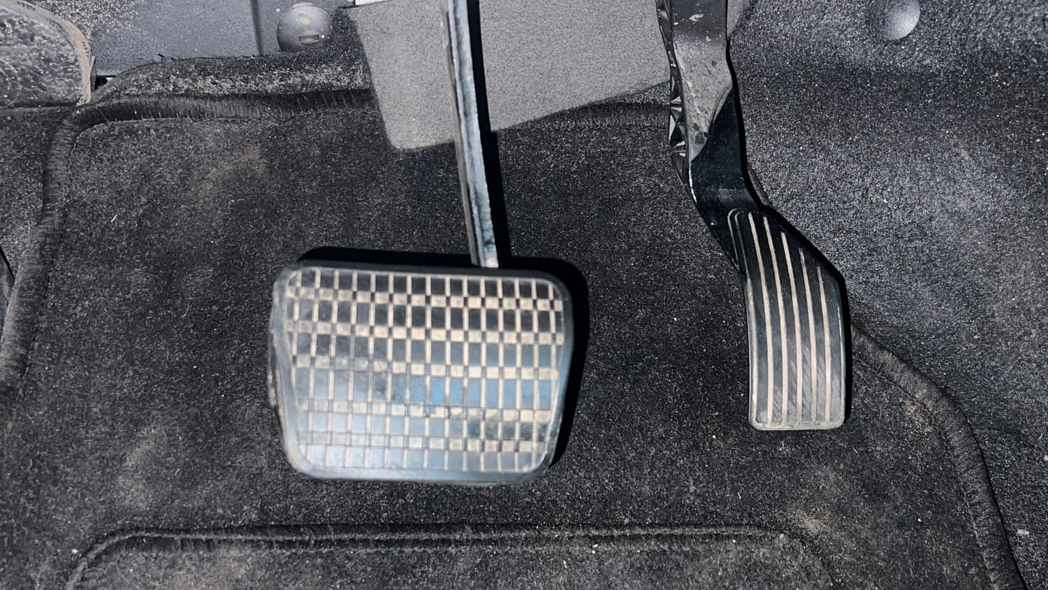 Used 2025 Tata Altroz Accomplished Plus S Petrol 6DCT Petrol Automatic interior PEDALS VIEW