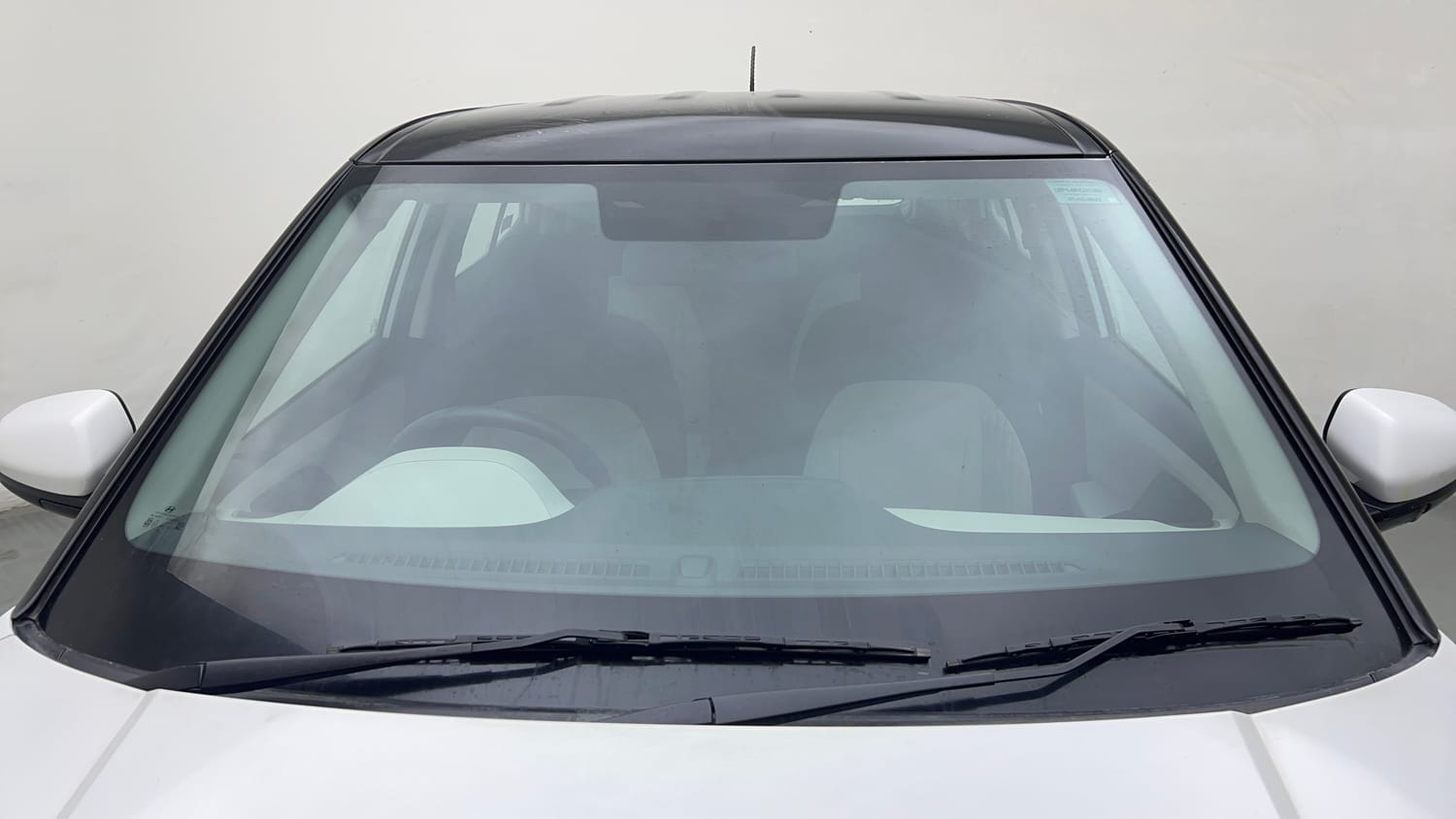 Used 2023 Hyundai Creta E 1.5 Petrol Petrol Manual exterior FRONT WINDSHIELD VIEW
