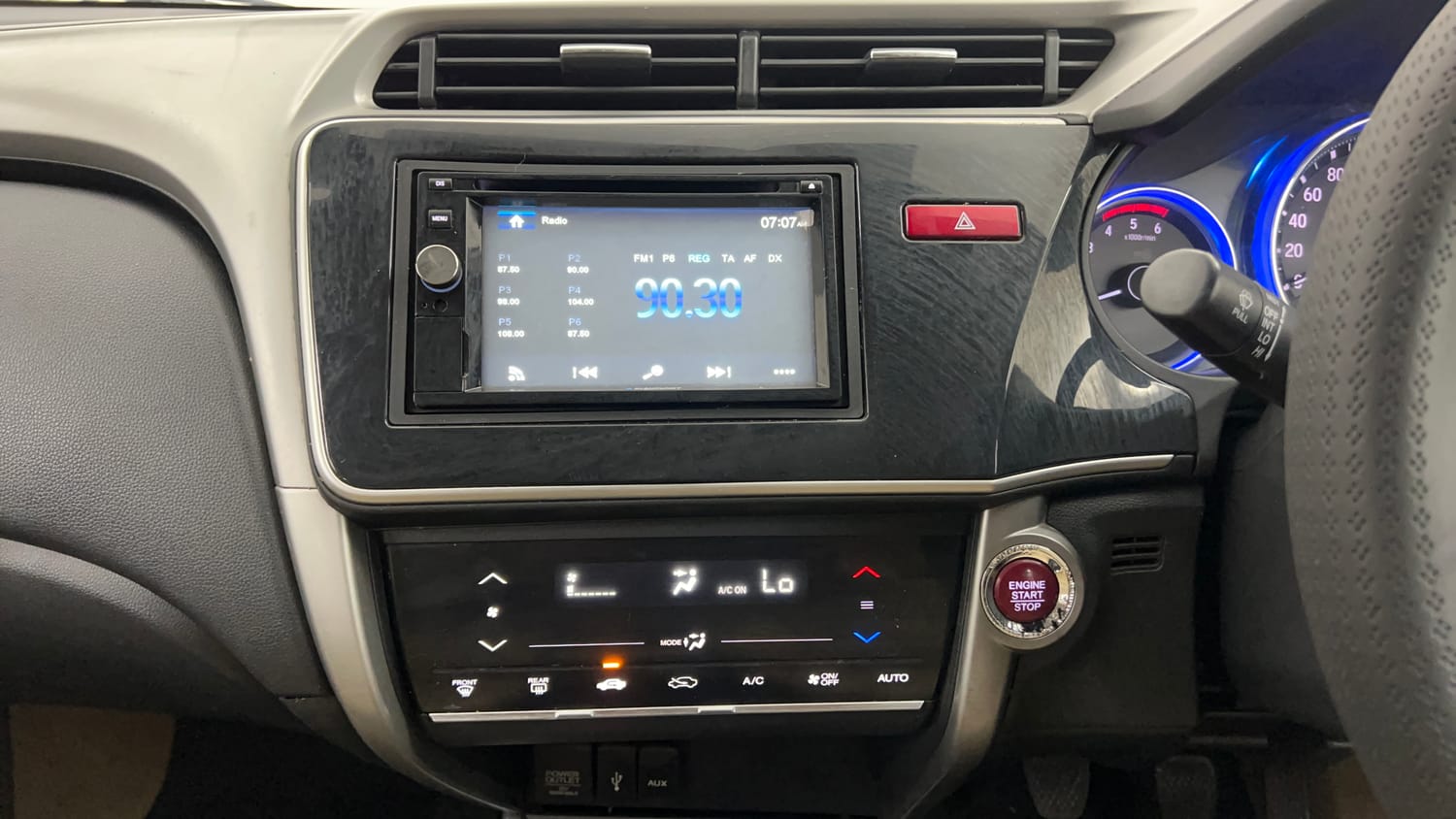 Used 2016 Honda City VX Diesel Diesel Manual interior MUSIC SYSTEM & AC CONTROL VIEW