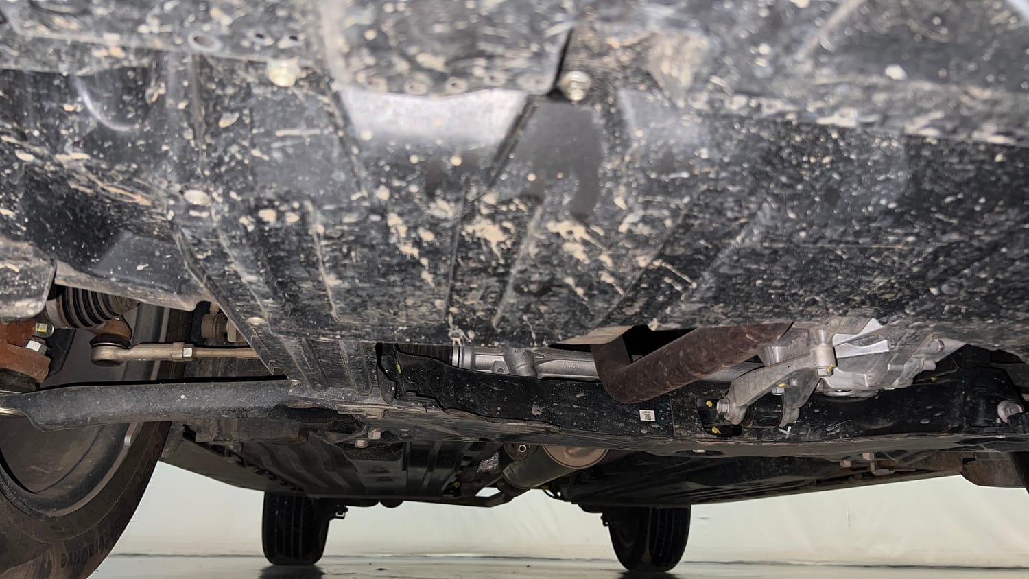 Used 2026 Maruti Suzuki Victoris ZXI+ (O) MT 2W Petrol Manual extra FRONT LEFT UNDERBODY VIEW