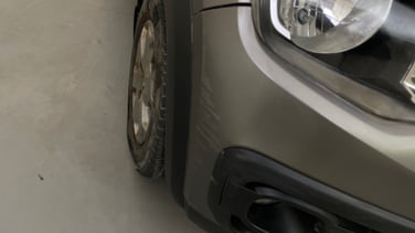 minor_scratch_0