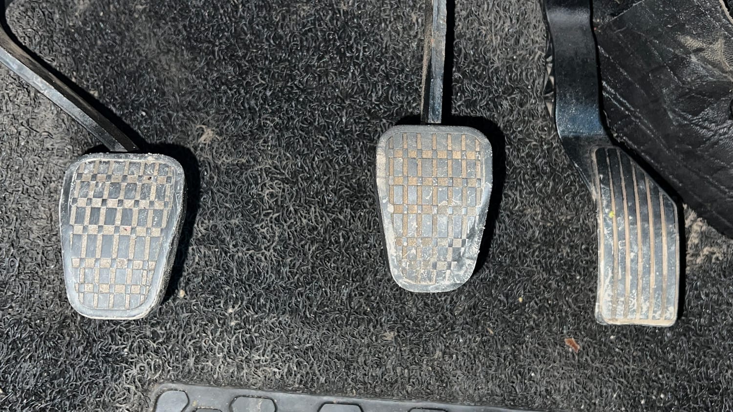 Used 2019 Tata Nexon XM Petrol Manual interior PEDALS VIEW