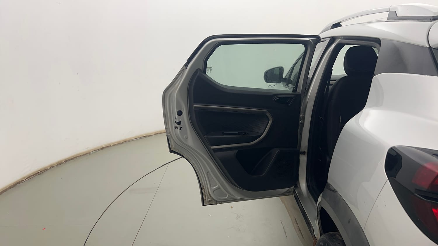 Used 2022 Renault Kiger RXZ AMT Petrol Automatic interior LEFT REAR DOOR OPEN VIEW