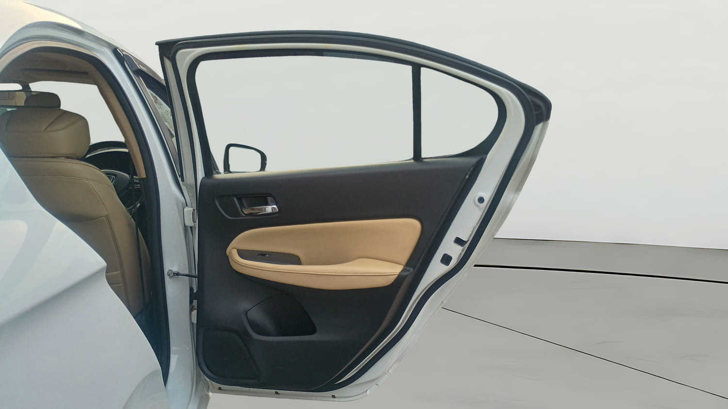 Used 2023 Honda City ZX Petrol Petrol Manual interior RIGHT REAR DOOR OPEN VIEW