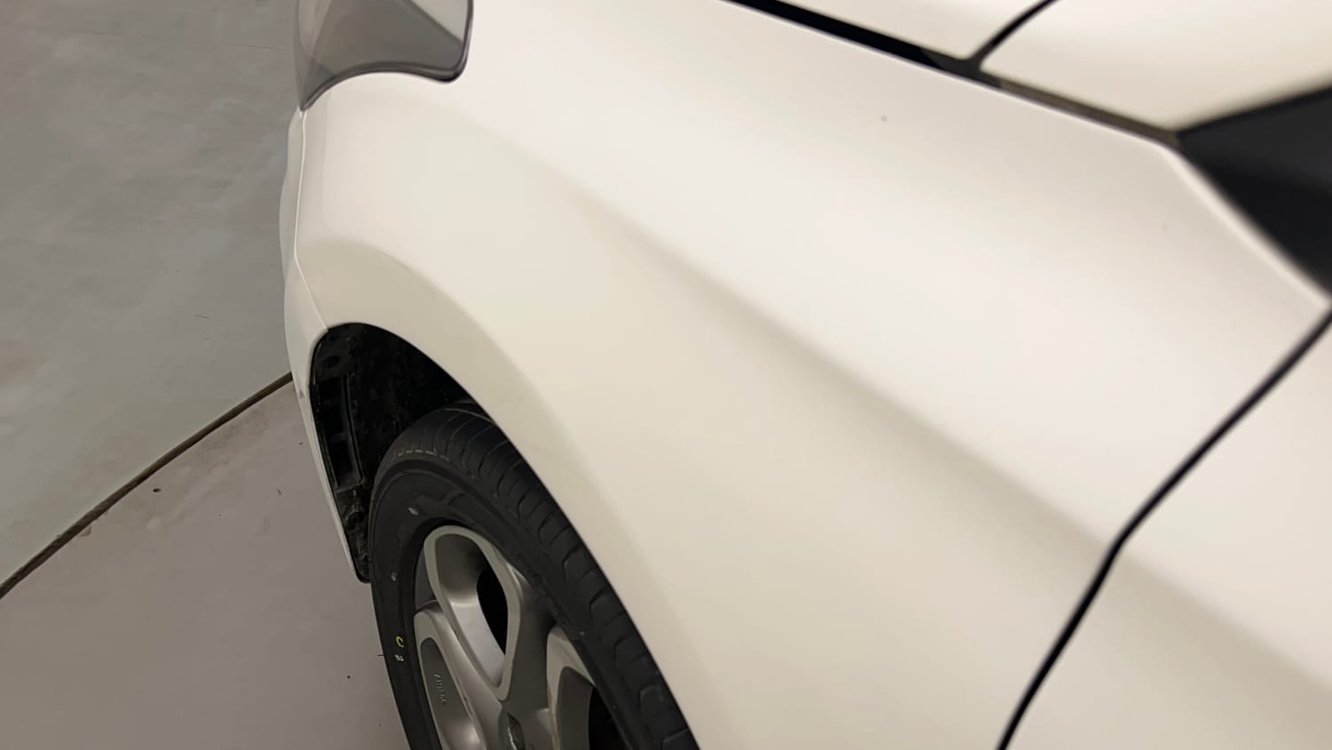 Used 2019 Hyundai Elite i20 Asta 1.2 AT Petrol Automatic dents MINOR SCRATCH