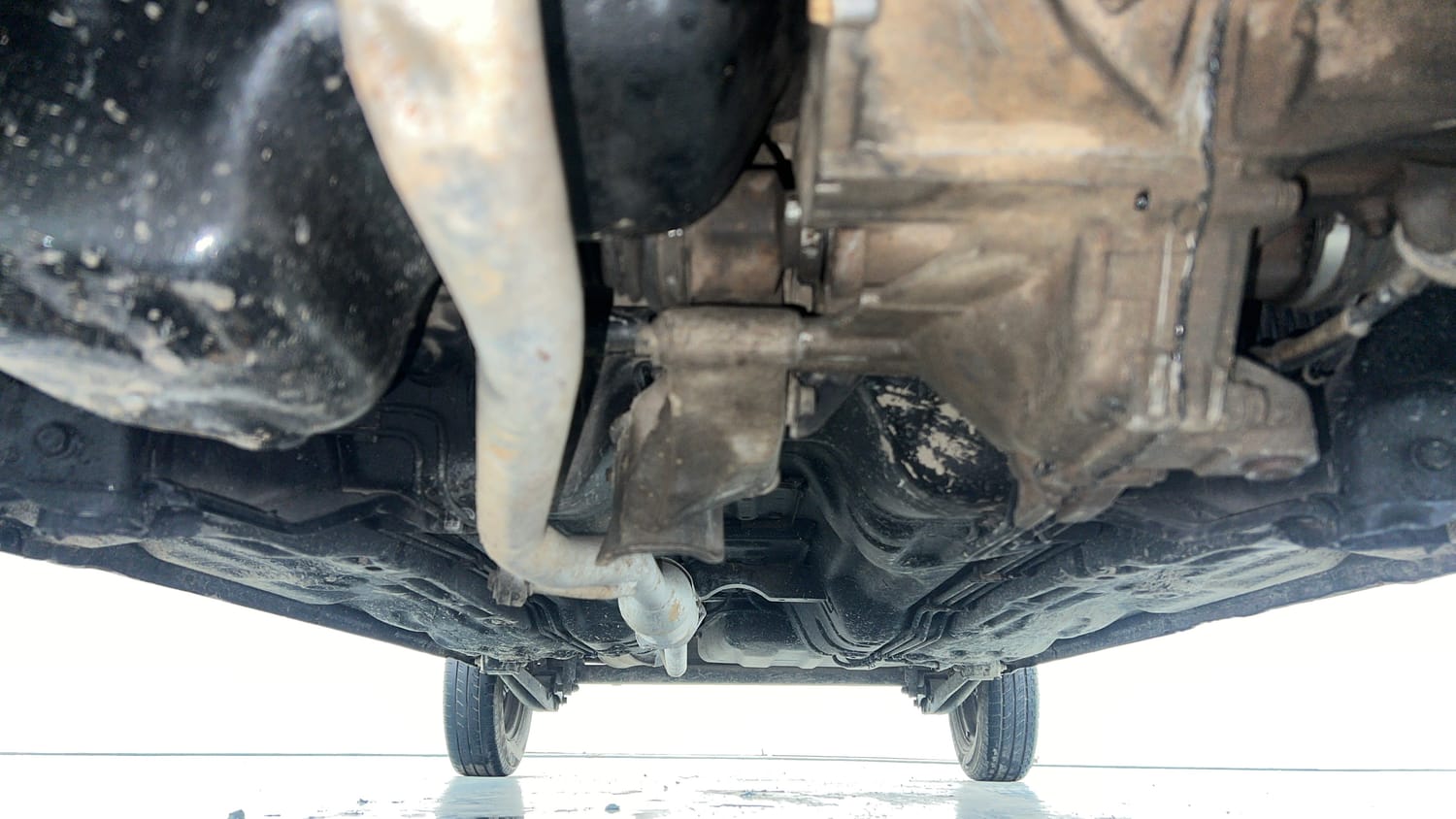 Used 2014 Maruti Suzuki Alto 800 Lxi CNG Cng Manual extra FRONT LEFT UNDERBODY VIEW