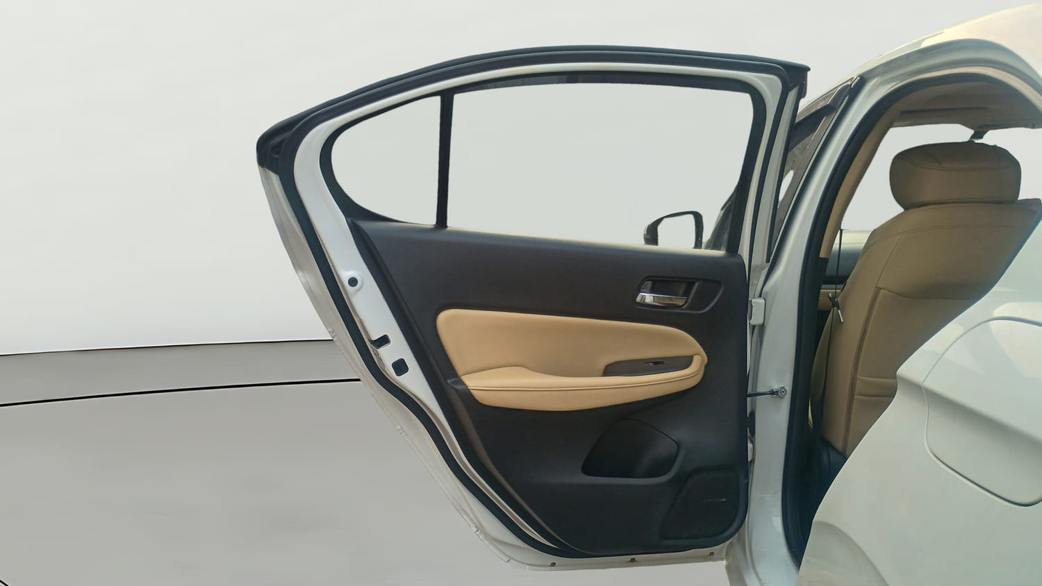 Used 2023 Honda City ZX Petrol Petrol Manual interior LEFT REAR DOOR OPEN VIEW