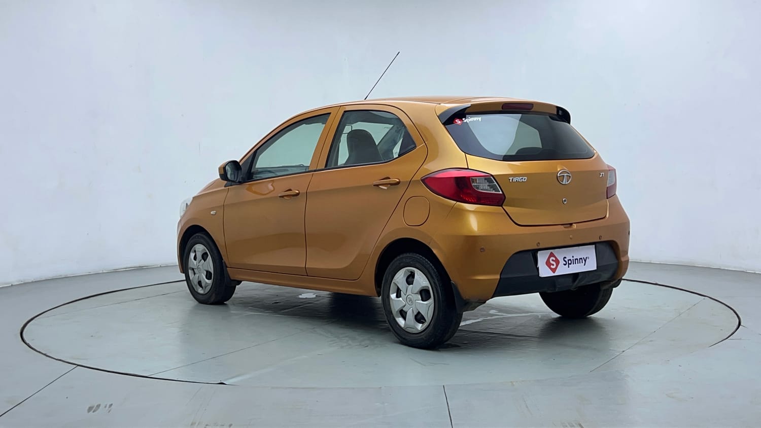 Used 2018 Tata Tiago Revotorq XT Diesel Manual exterior LEFT REAR CORNER VIEW