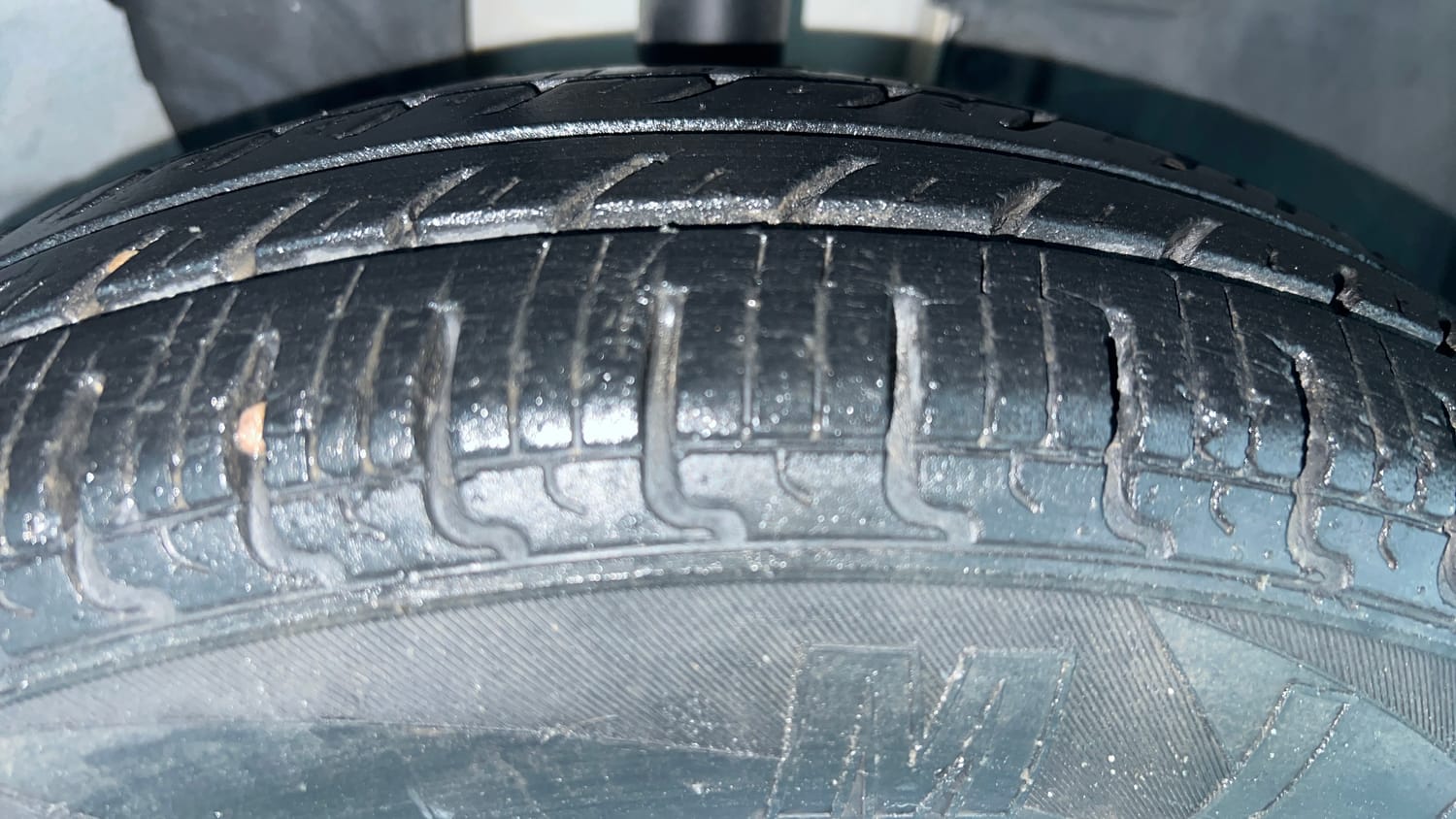 Used 2019 Renault Kwid RXL Petrol Manual tyres RIGHT FRONT TYRE TREAD VIEW
