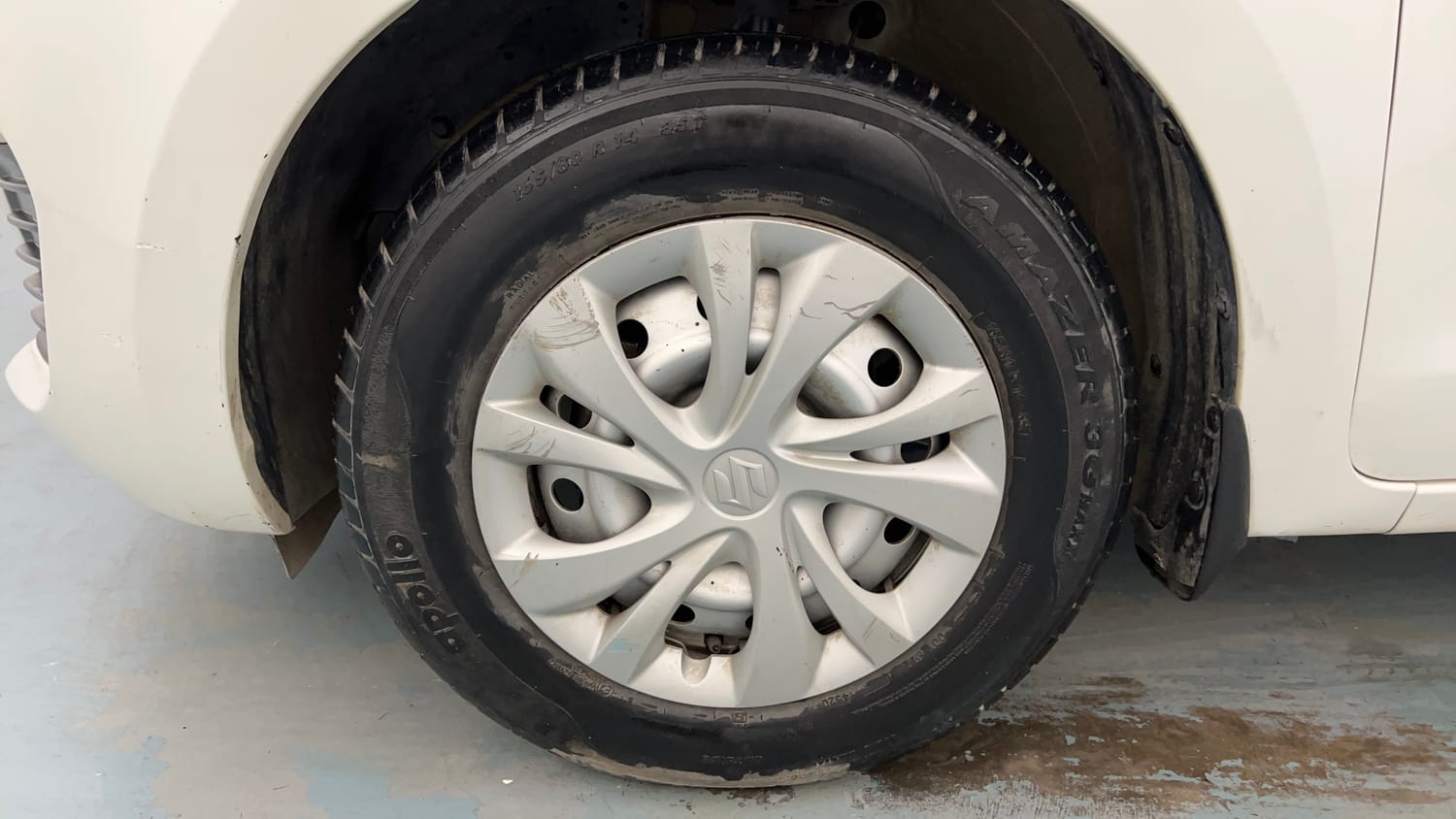 Used 2020 Maruti Suzuki Swift LXi Petrol Manual tyres LEFT FRONT TYRE RIM VIEW