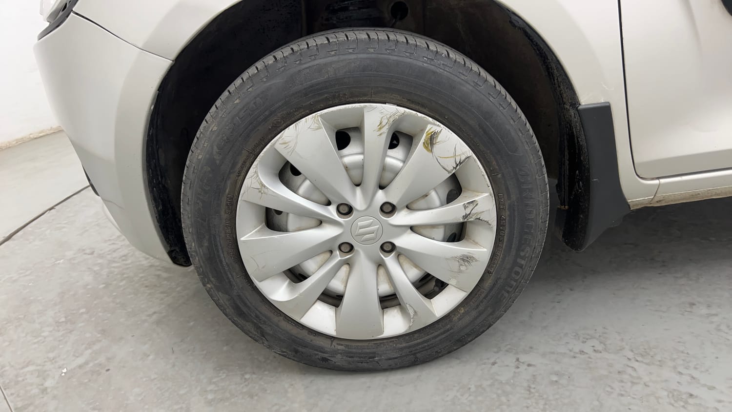 Used 2019 Maruti Suzuki Ignis Sigma 1.2 MT Petrol Manual tyres LEFT FRONT TYRE RIM VIEW