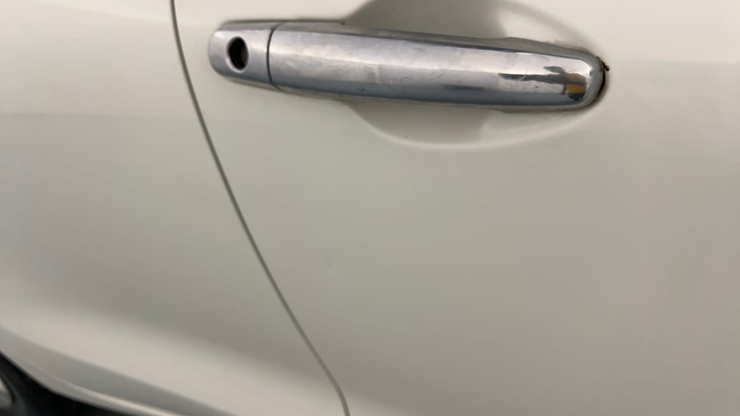 Used 2020 Maruti Suzuki Swift LXi Petrol Manual dents MINOR DENT