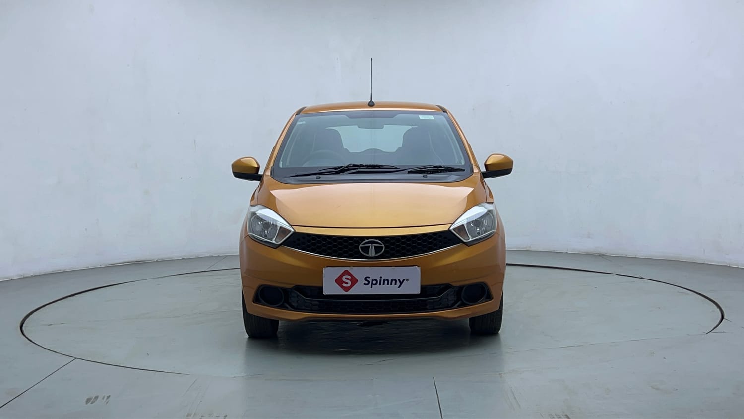 Used 2018 Tata Tiago Revotorq XT Diesel Manual exterior FRONT VIEW